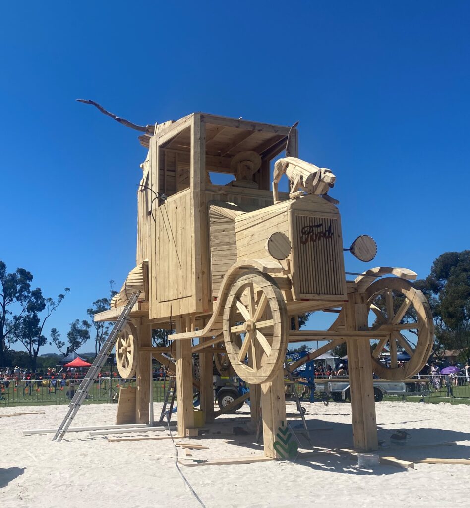 2023 Dardanup Bull and Barrel sculpture
